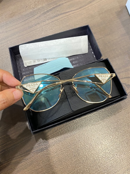 Kính Prada vàng KG+