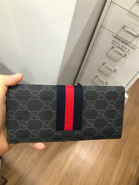 Ví GG Sọc Đỏ xanh đen+