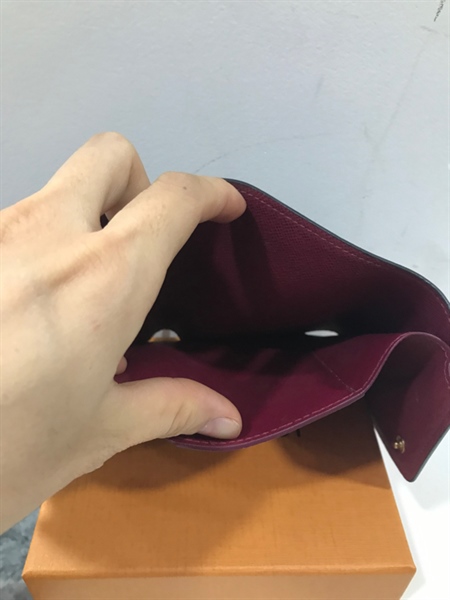 Ví LV Gập 3 Nút Đỏ+