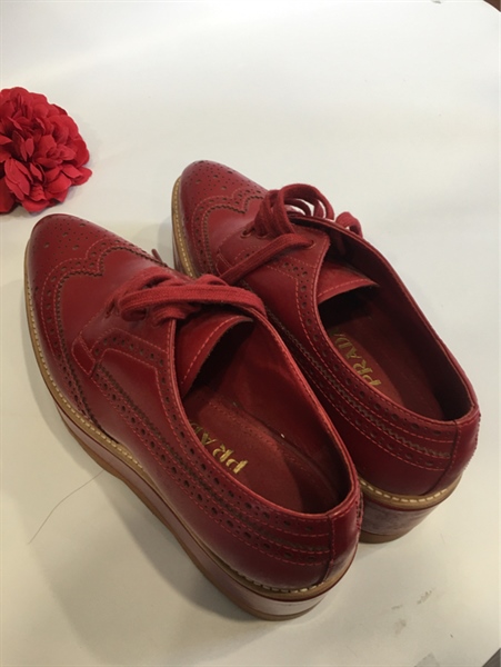 Giày prada đỏ +
