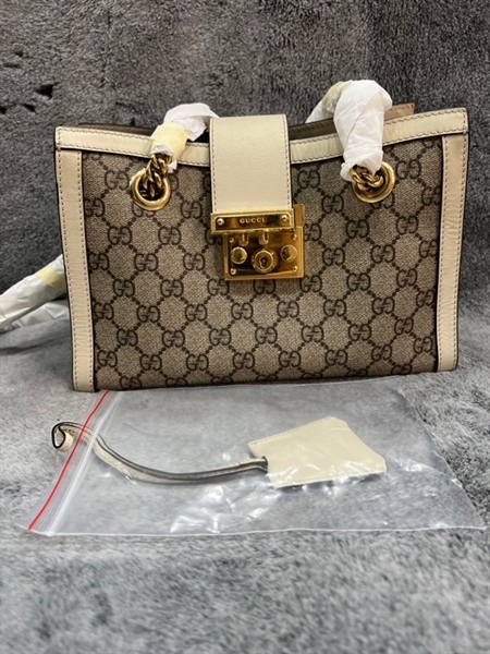 Túi GC padlock viền kem khoá vàng +