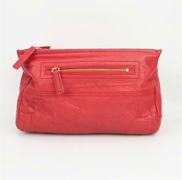 Túi Givenchy màu đỏ size 25 ++