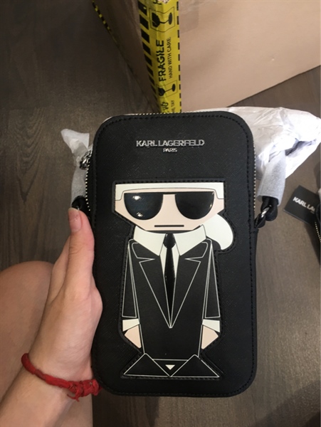 Ví đeo Karllagerfeld đen KG+
