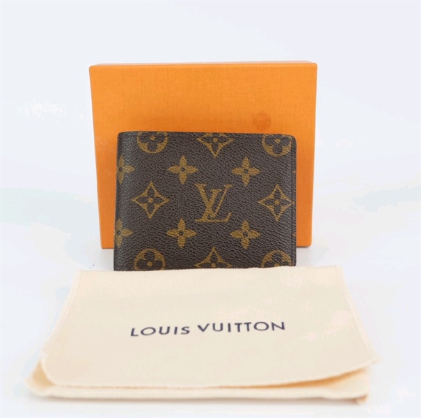 Ví LV hoa nâu gập 2 KG+