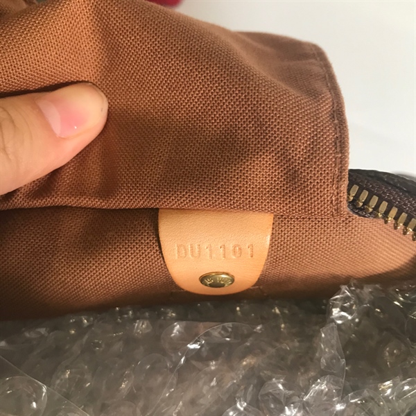 Túi LV cỡ trung khoá vàng KG+