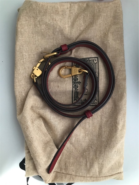 Túi Gucci tròn đỏ KG+