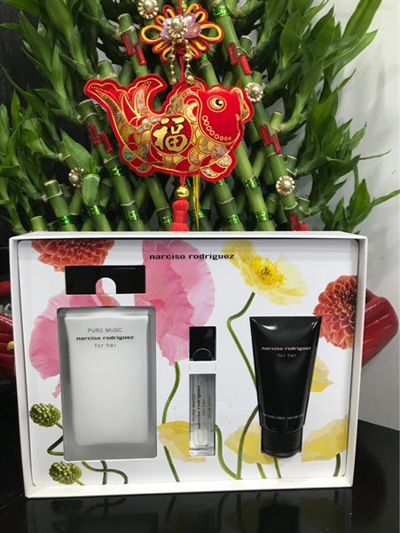 Sét Nước Hoa Và Dưỡng Thể narciso rodriguez KG+
