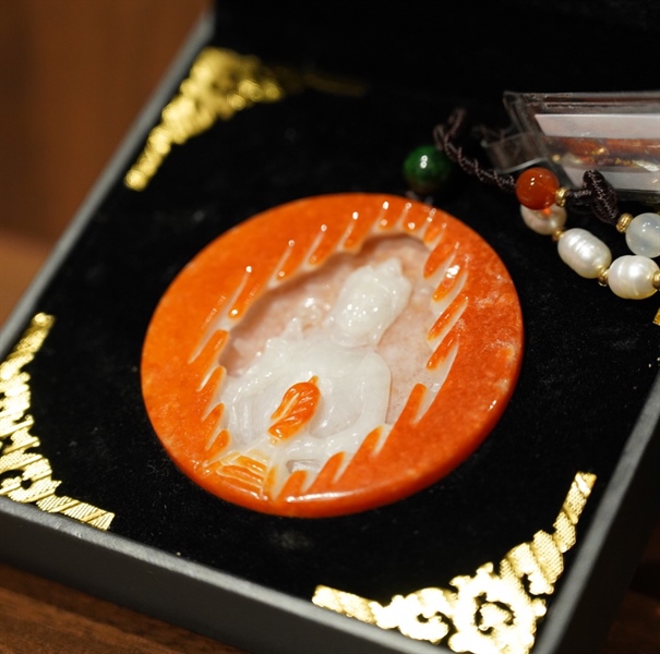 Mặt cẩm huyết 333395 +