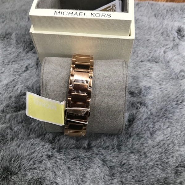 Đồng hồ MK mặt đỏ dây vàng đồng+