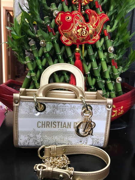 Túi Lady Dior giấy Vàng Đồng KG+