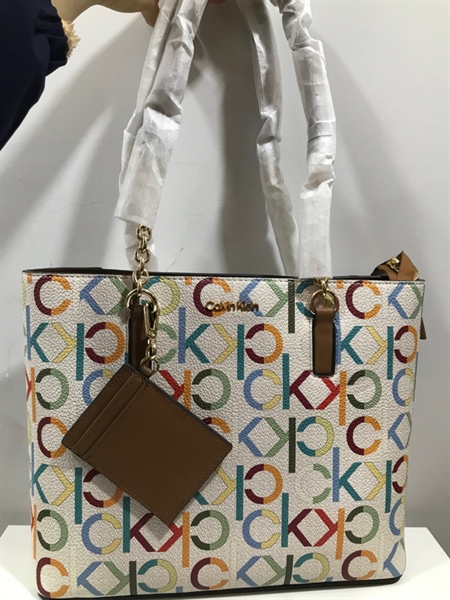 Túi CK Nhiều Màu Kèm Charm KG+