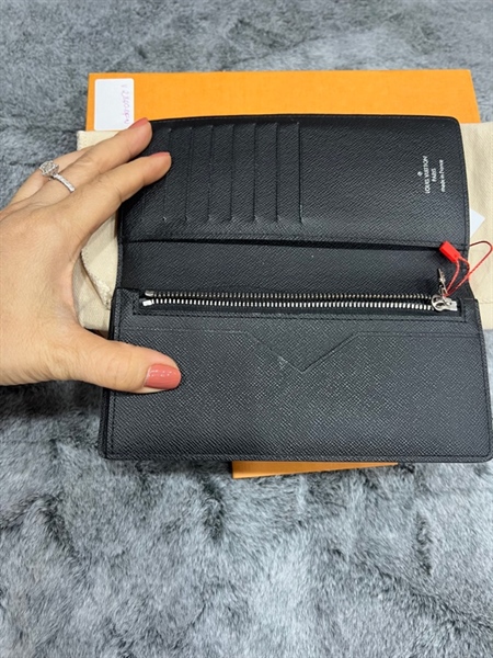 Ví LV dài đen ô vuông +