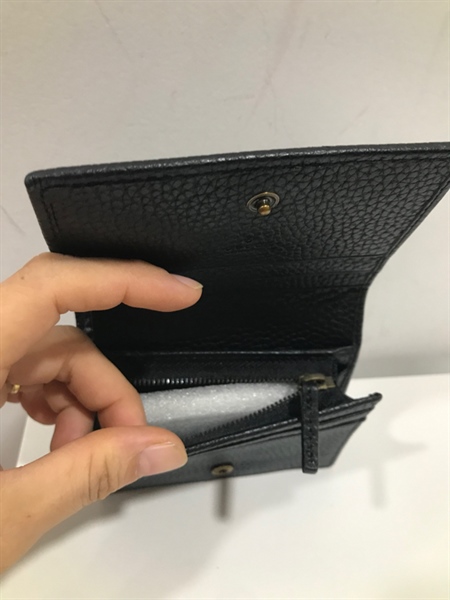 Ví GG Gập Đôi Đen Hình con bướm+