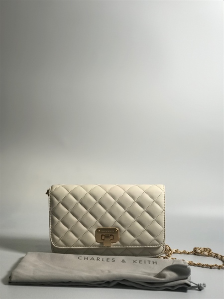 Túi Charles & keith KG+