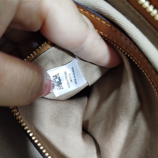 Túi Clutch MCM Vàng KG+