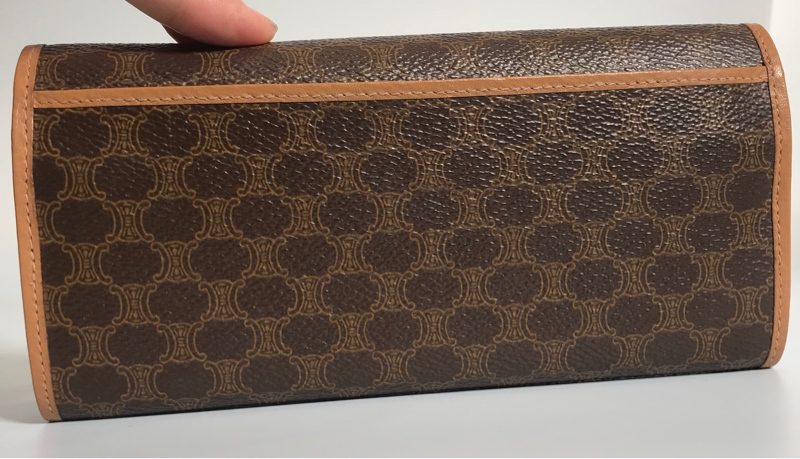 Ví Celine khoá vàng KG+