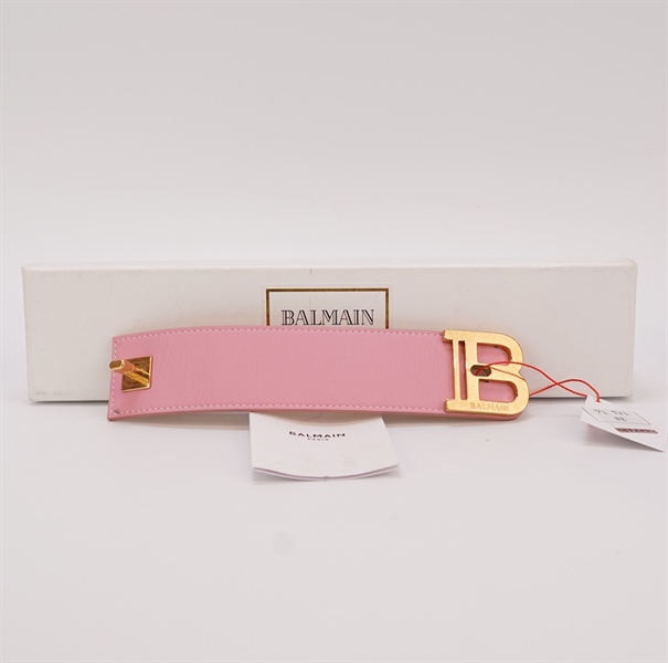 Vòng tay Balmain hồng KG+