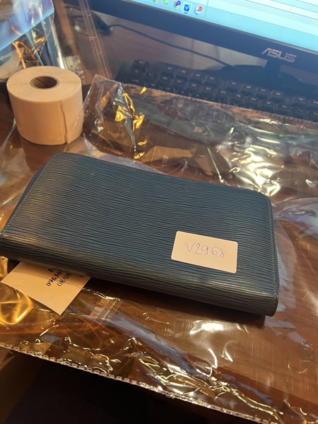 Ví LV zip vân màu xanh TB +