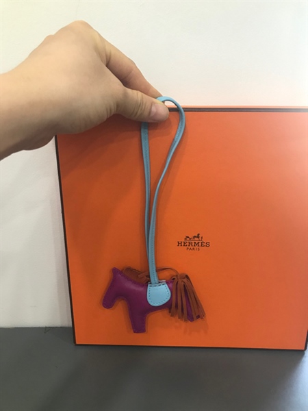 Charm Ngựa Hermes Tím+