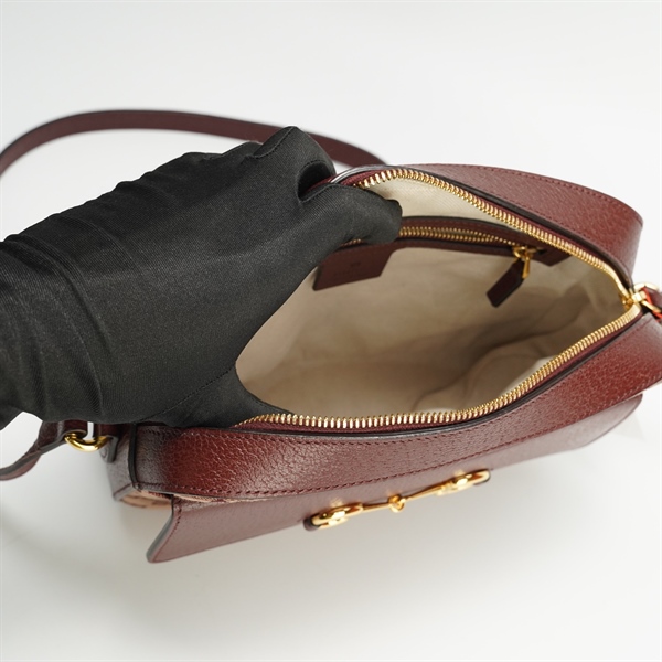 Túi đeo chéo GG hoạ tiết phối da nâu +