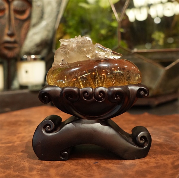 Tác phẩm tỳ hưu phi thiên tóc vàng +