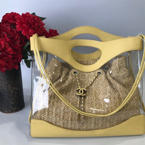Túi Chanel vàng