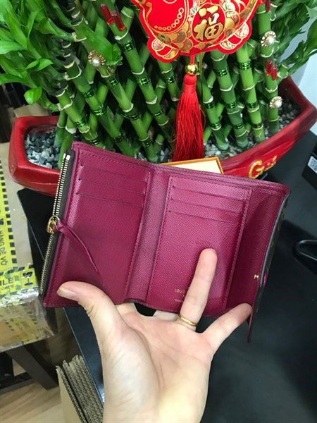 Ví LV Gập 3 Nút Đỏ+