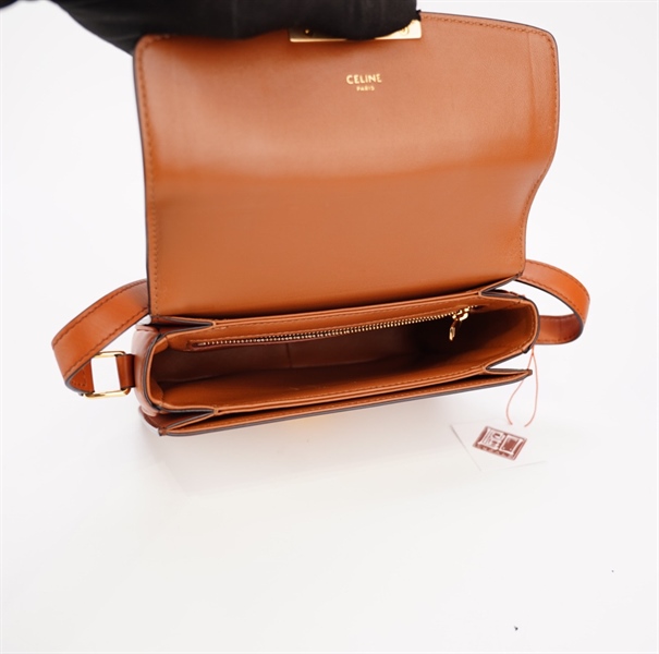 Túi Celine nâu size 17cm +