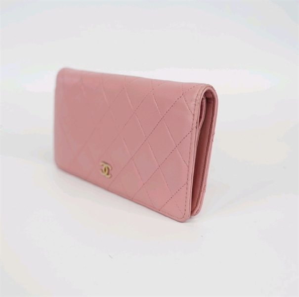 Ví Chanel màu hồng +
