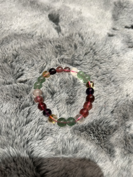 Vòng tay hạt chuỗi ngũ sắc +