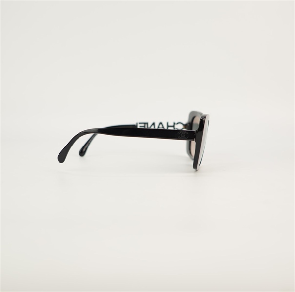 Kính Chanel đen 5422B KG+