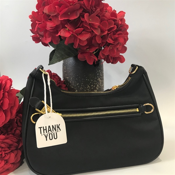 Túi moschino vải đen