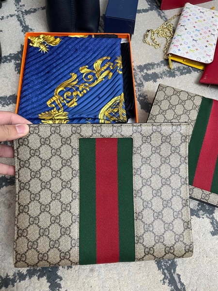 Túi Clutch GG Xám Phối Đỏ Xanh Rêu+
