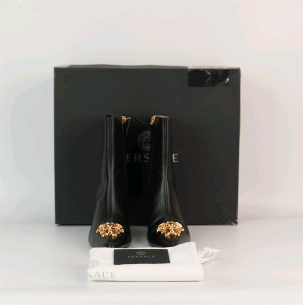 Giày Vasace bốt đen KG+