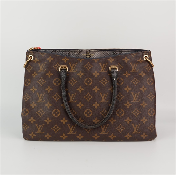 Túi LV hoa nâu viền da trăn +