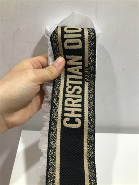 Dây Đeo Túi Dior Màu Đen+