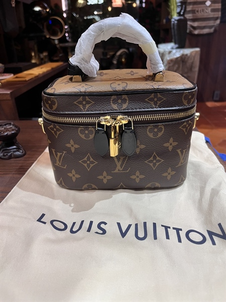 Túi LV Vanity hoạ tiết hoa nâu size 20cm +