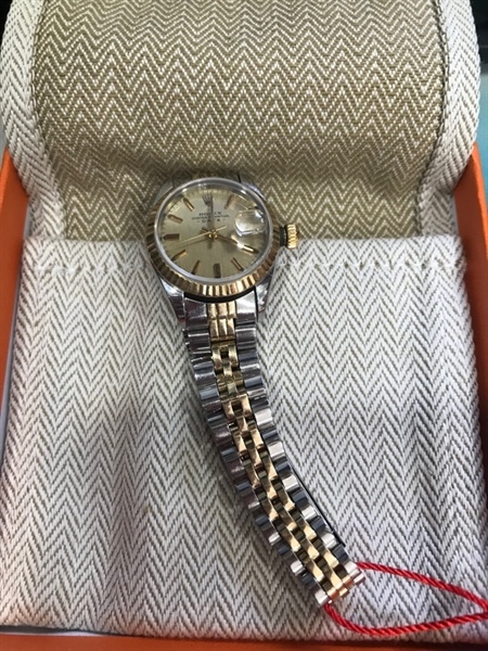 Đồng hồ nữ Rolex KG+