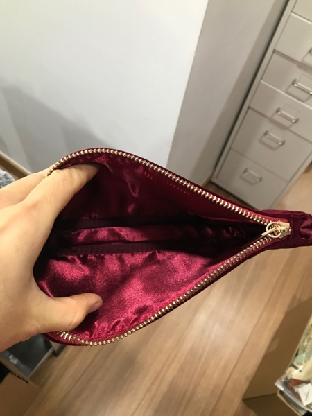 Túi Đựng MP GG Đỏ Đô KG+