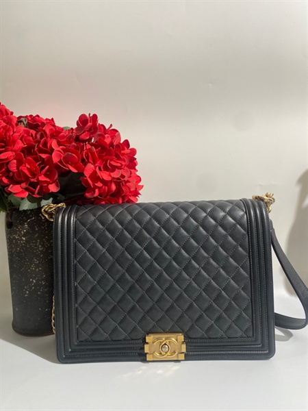 Túi Chanel Boy đen +