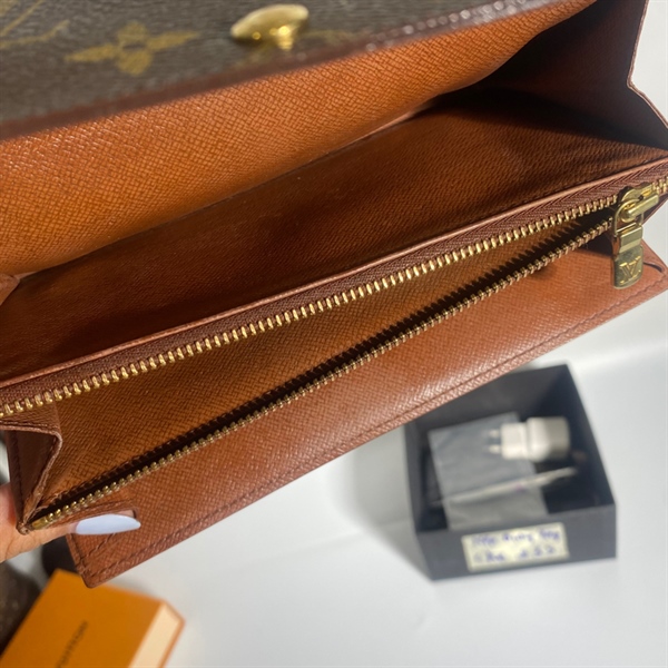 Ví LV gập 2 khoá kéo +