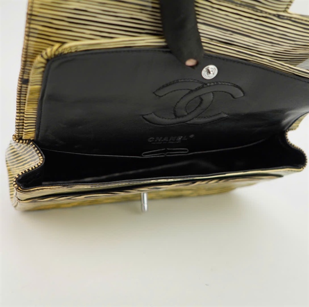 Túi Chanel màu vàng vân đen size 22 ++