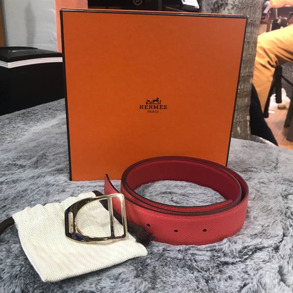 Thắt lưng Hermes màu đỏ KG+