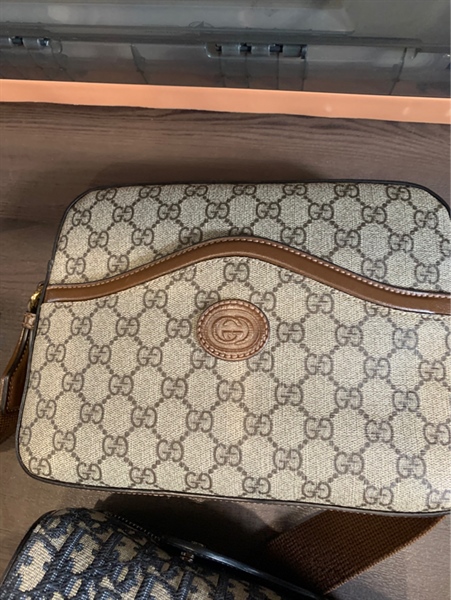 Túi Gucci viền da