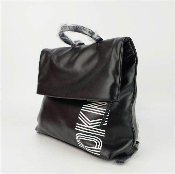 Túi Dkny màu đen size 30 KG+