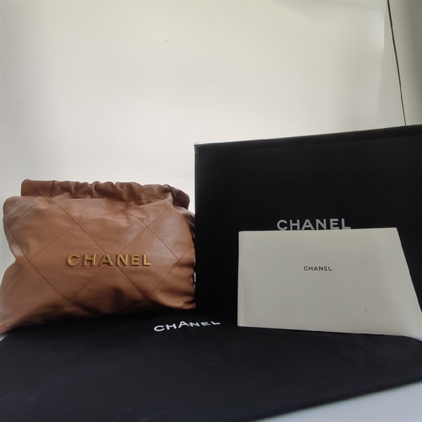 Túi Chanel Hobo nâu kèm ví