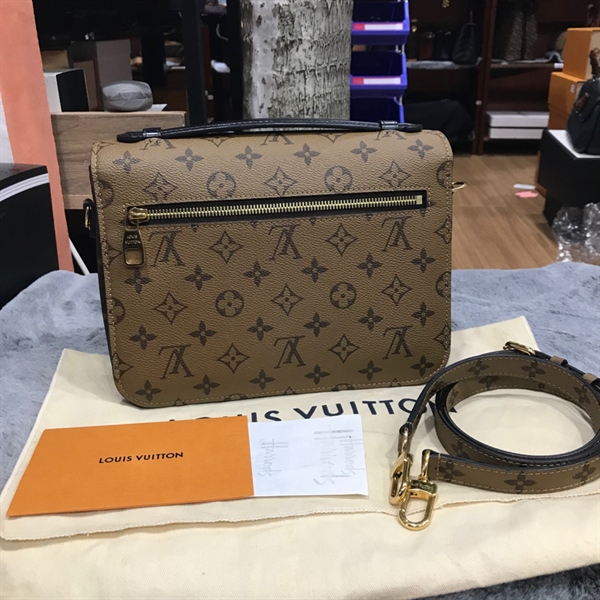 Túi LV Metis nâu quai đen +
