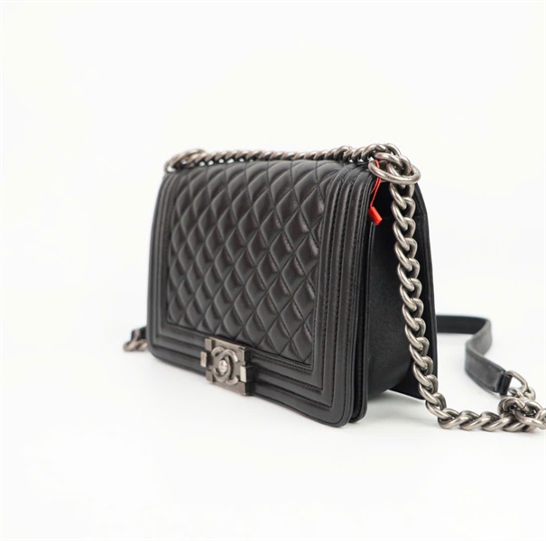 Túi Chanel chữ nhật màu đen size 26 ++