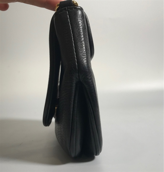 Túi GC đen khoá vàng KG+