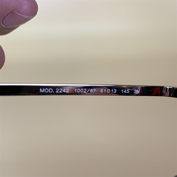 Kính Versace bầu vàng KG+